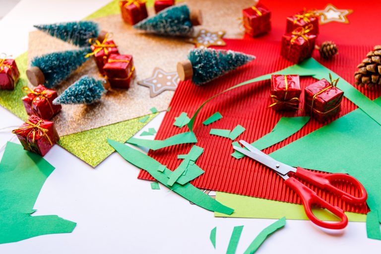 Rustic christmas crafts for paper design. Traditional holiday